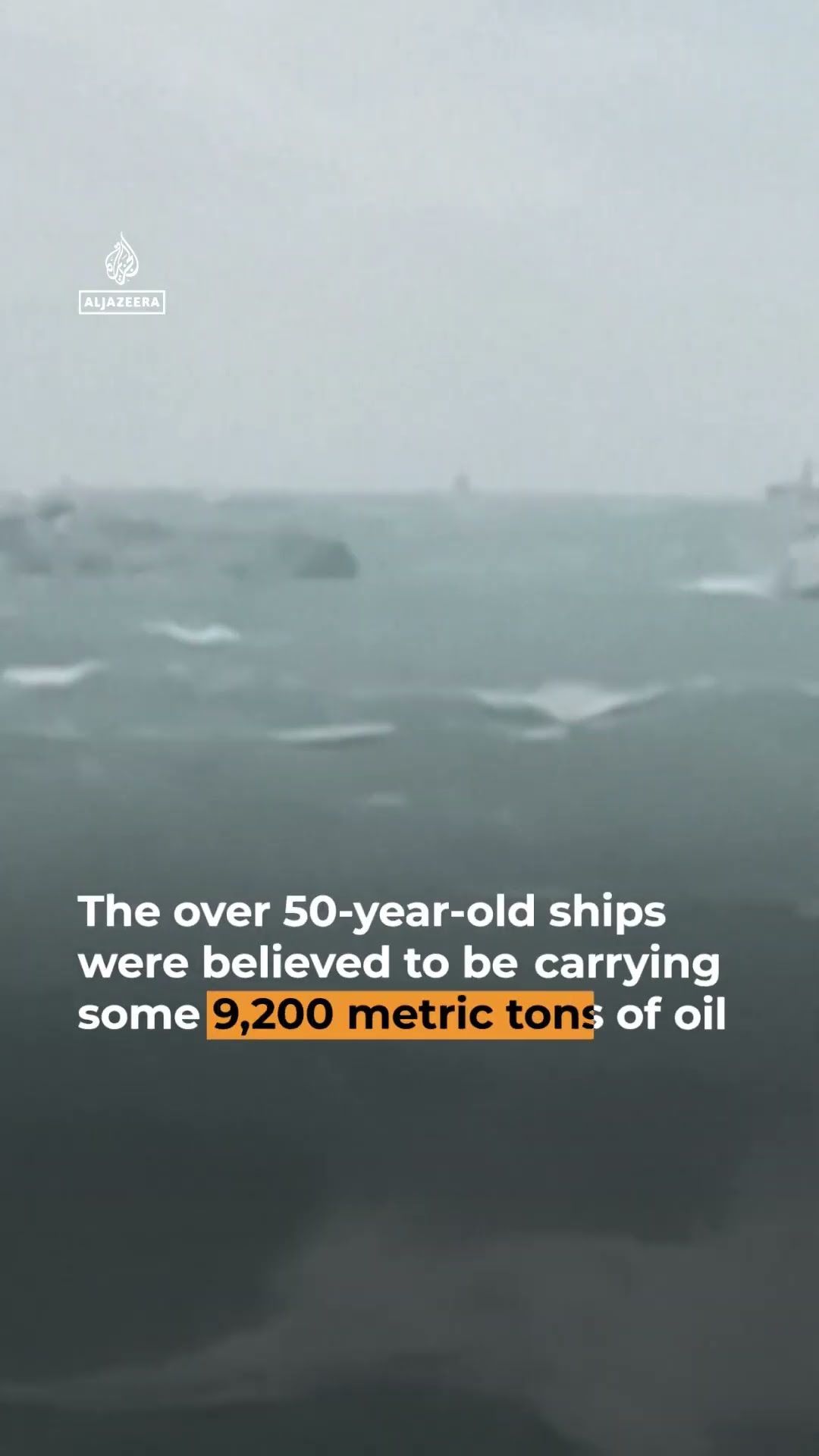 Oil washes up on Russia’s Black Sea coast after tanker spill | AJ #shorts