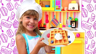 Arina pretend play in cafe Making waffles