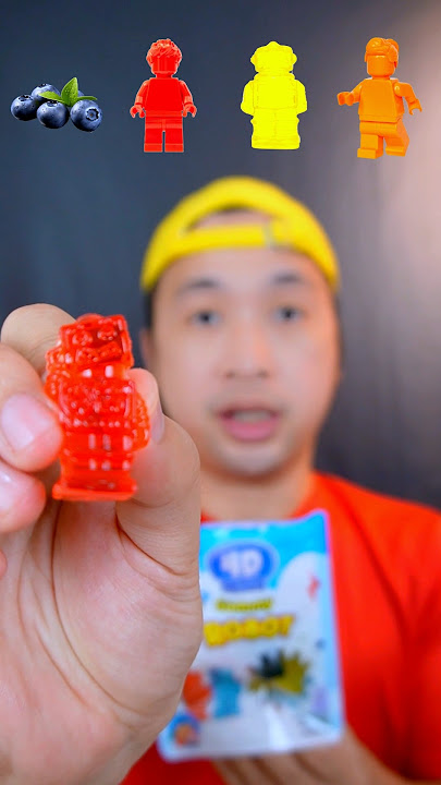 Eating Gummy Robot🤖 #asmr #mukbang #eatingaccordingtoemoji #eatingvideo #robot #gummy