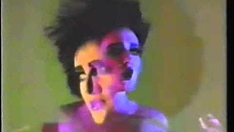 Siouxsie - Interview & Clips - UK TV Early 90
