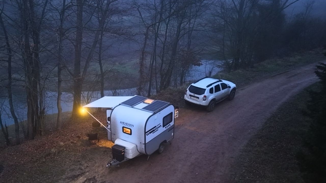 24-часовой кемпинг-караван в пустыне | Странные звуки ночью!