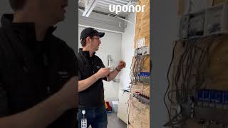 Smatrix Pulse for wireless control of radiant floor and forced-air heating  #shorts #uponor