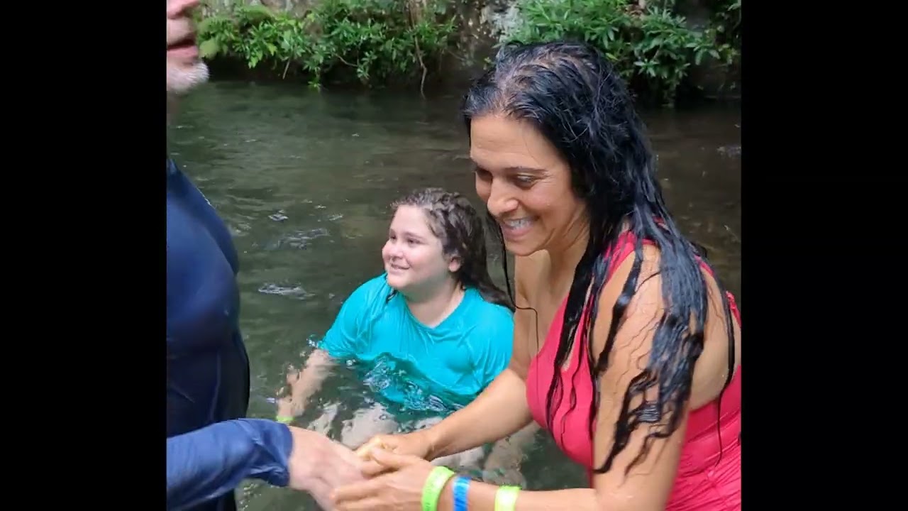 Blue Water Canyon: A Refreshing Dive into Paradise