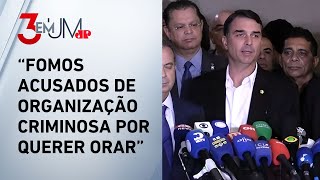 AGORA: Flávio Bolsonaro sobre prisão preventiva de Jair: “Nosso compromisso é com a anistia”