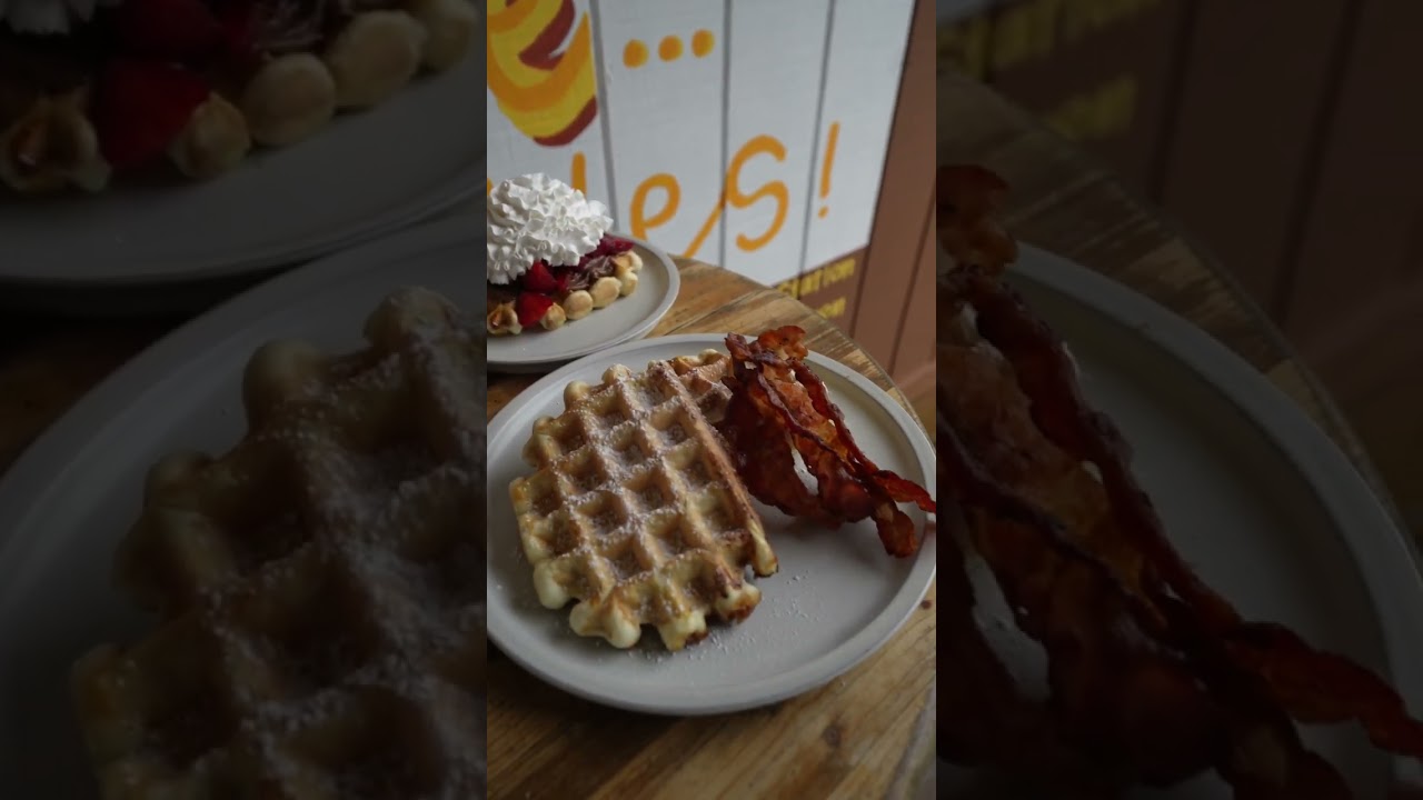 Come and enjoy one of our mouthwatering waffles🤤 You want savory? We got it🍗 You want sweet? We go
