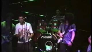 Video thumbnail of "Las Pelotas - Levanta polleras - Arpegios 1992"