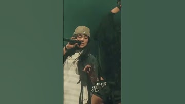 Thumbnail of you wanna guess who @officialcharlixcx just brought on stage at #coachella2025 @BillieEilish