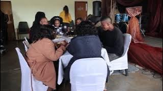 O Teka tafole pelaka, pontsheng ya dira tsaka