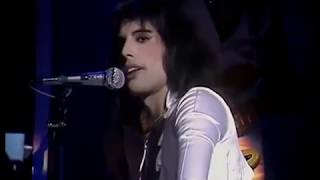 Queen - Medley- A Night at the Odeon  Hammersmith 1975 screenshot 4
