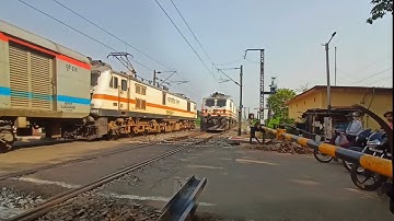 Dangerous Train Crossing : Coldfield Express Furious Speedy Meeting NJP Satabdi Express At Railgate