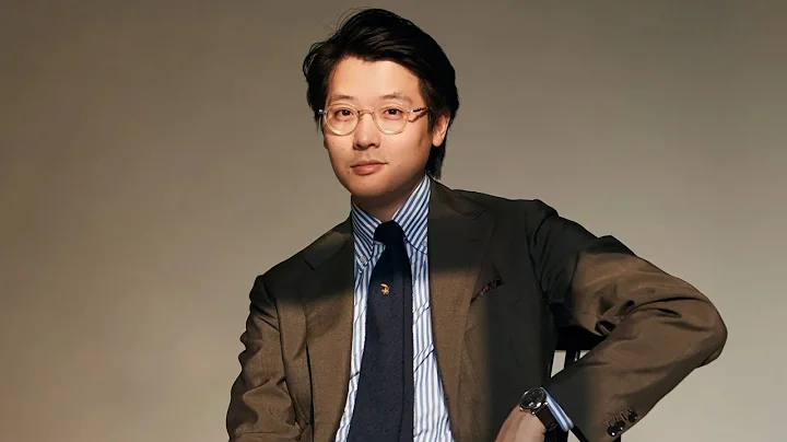 Zooming in with Mark Cho About Phillips' "The Beau...
