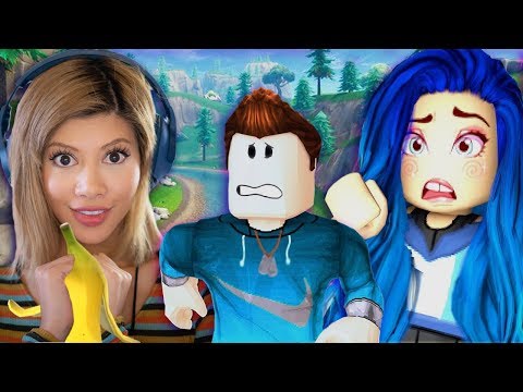 I Scammed Itsfunneh S Brother With A Banana Youtube