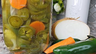 PICKLED JALAPENOS | Easy Pickled Jalapeños Recipe | Jalapeños En Escabeche