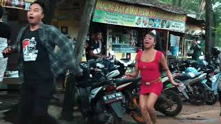 Balasan Lagu Ghosting BULAN SUTENA dari GUNTUR BREATHE.