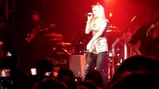Turn it up - Pixie Lott Live