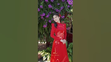 Áo dài ăn hỏi rồng phượng dành cho diễn viên Anh Đào #latbridal #aodaicuoi #aodai