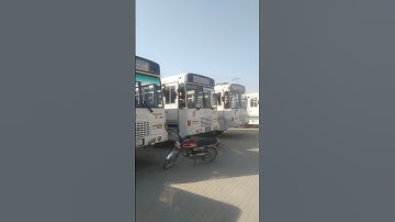 Uog buses 👀||University of Gujrat #uog #vlogs #funday #beauty #samfa1122