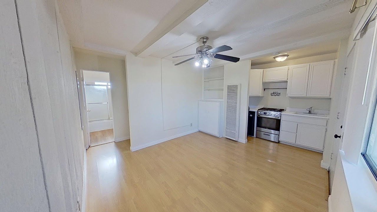 FOR RENT: 332 E 20th St - Unit 18, Costa Mesa!