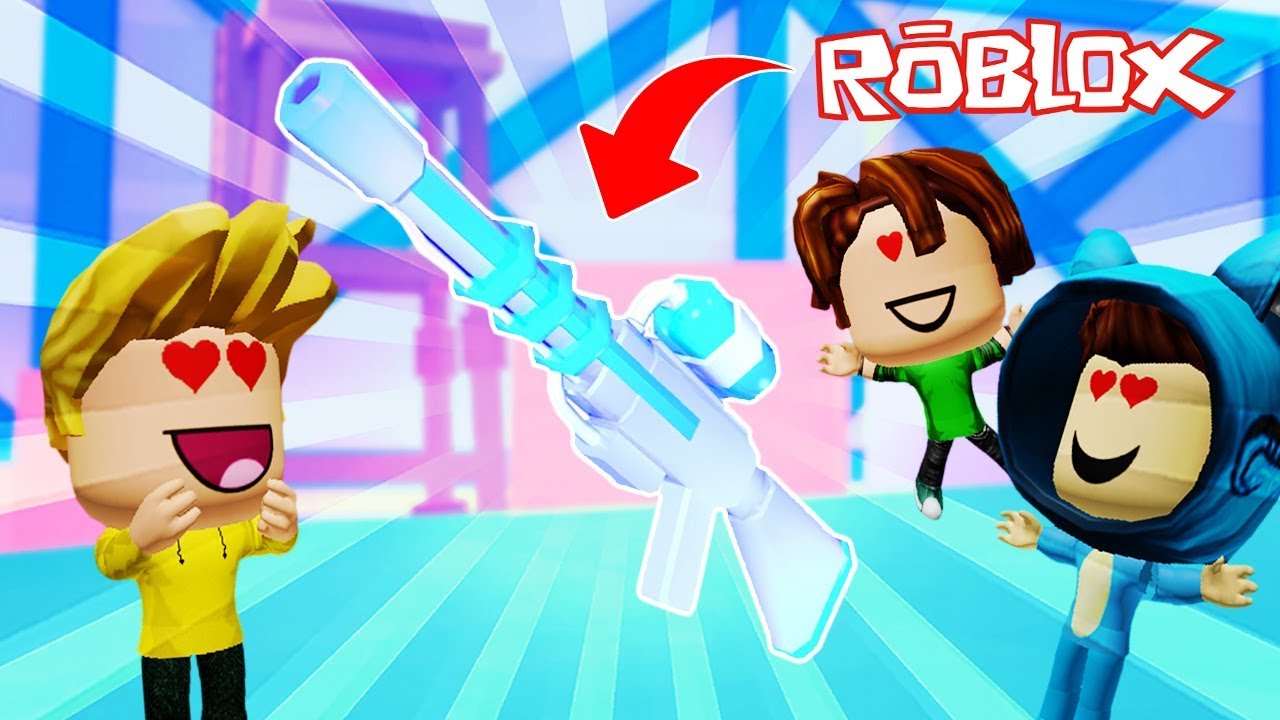 ¡¡INCREIBLES NUEVAS ARMAS DE NAVIDAD!! BIG PAINTBALL ROBLOX 💙💚💛 BEBE MILO VITA ADRI 😍 AMIWITOS