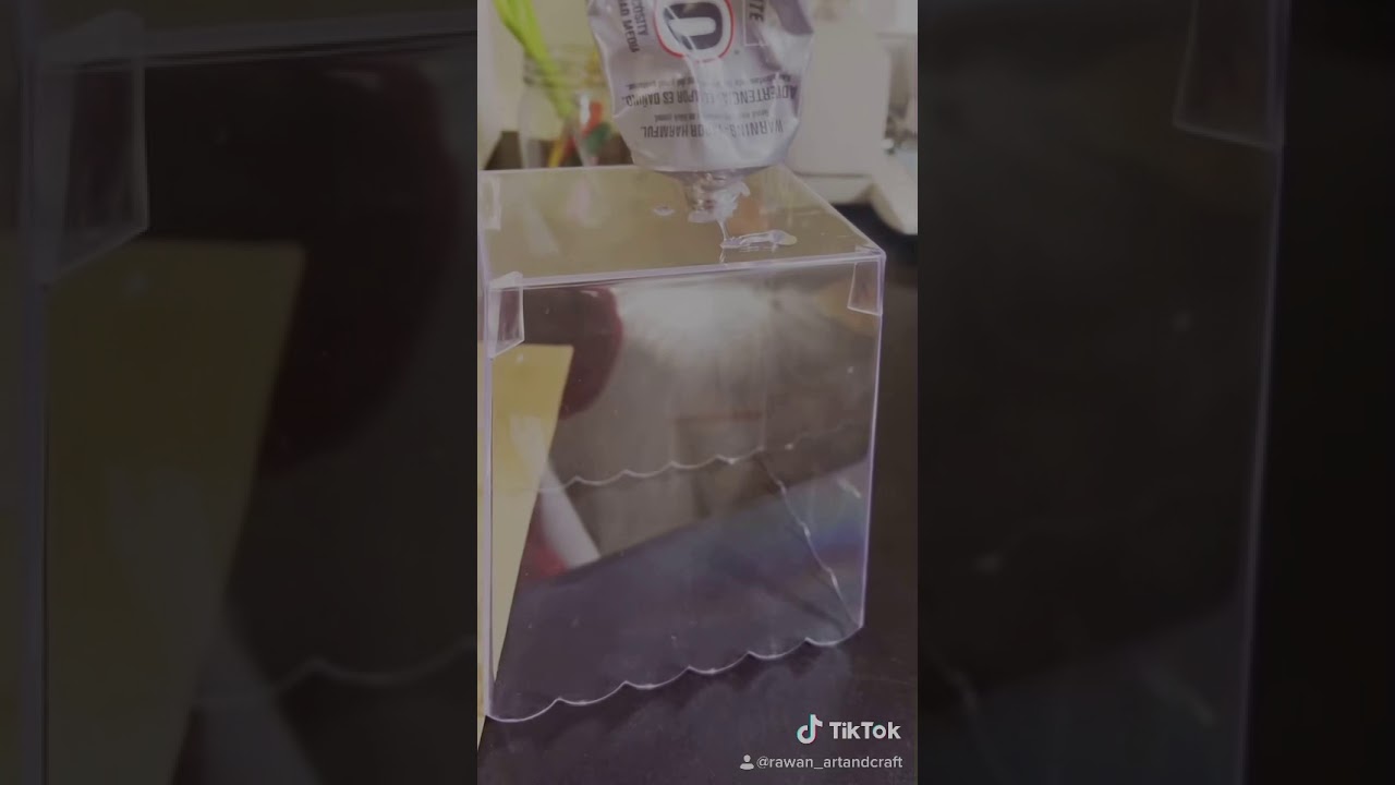 Dollar tree diy gold vase $2