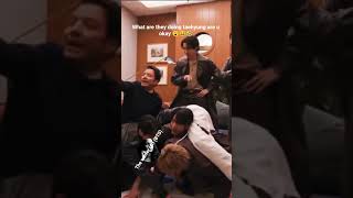 WHAT ARE THEY DOING TAEHYUNG ARE U OKAY (JIMMY FALLON SHOW) #taehyung #btsmember #shorts #bts
