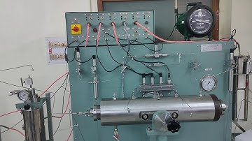 Core Saturator with core flood system