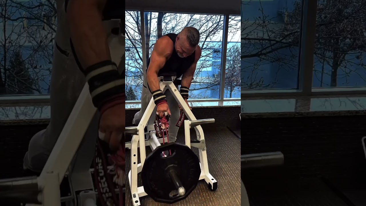 One arm T-bar rows using a rope is a great substitute for one arm row with a dumbbell