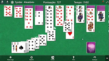 Como jogar paciência com 4 Naipes?