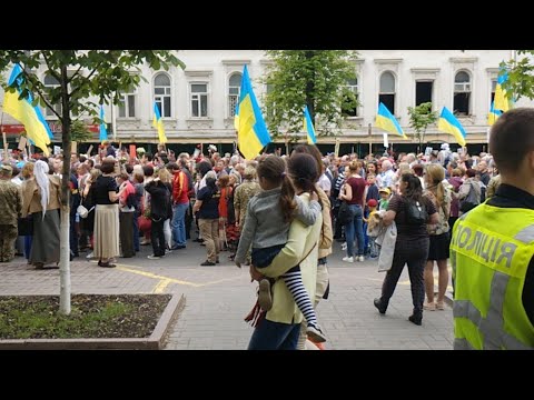 Киев празднует победу