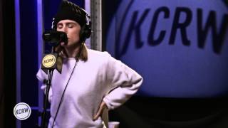 Glasser performing &quot;Shape&quot; Live on KCRW