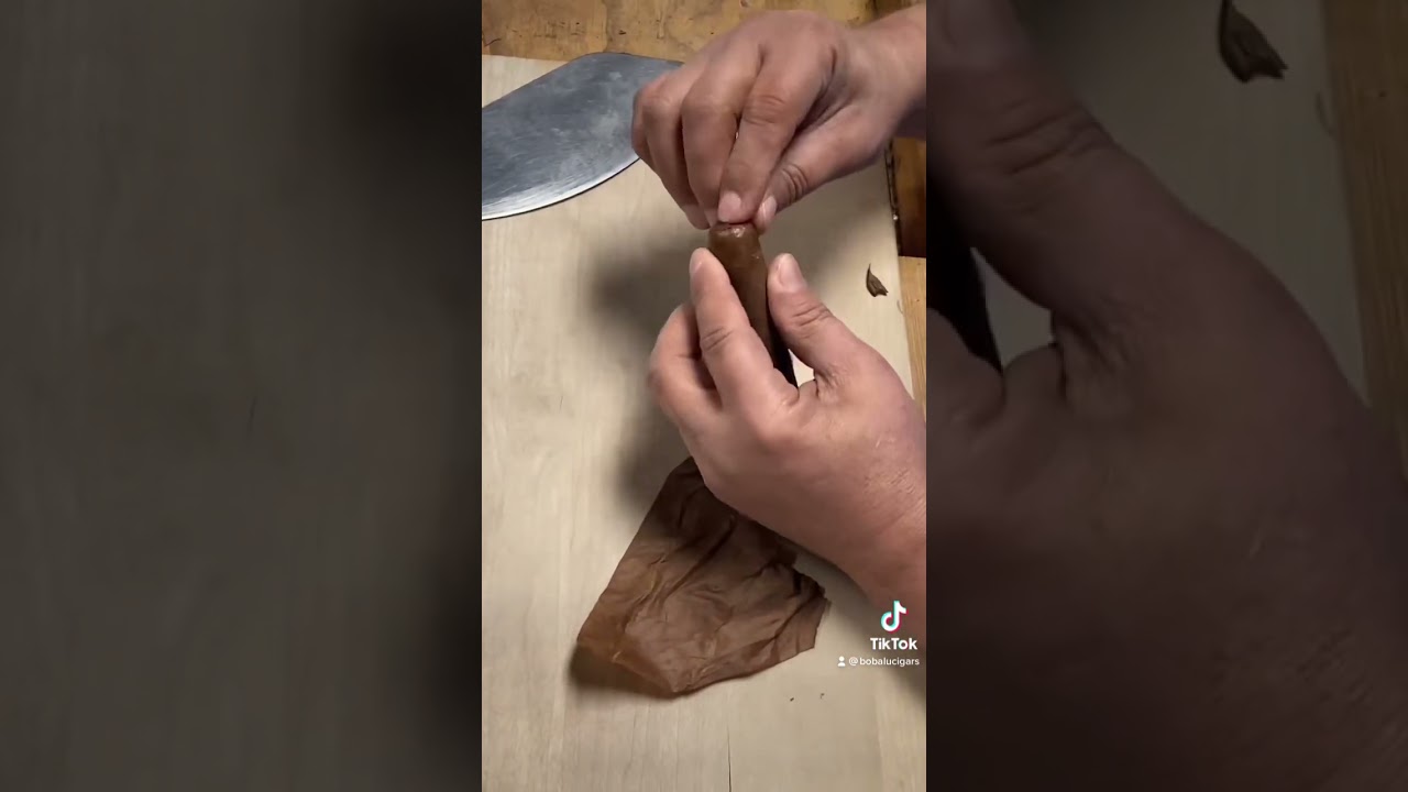 HOW TO ROLL A CIGAR TUTORIAL (PART 3)