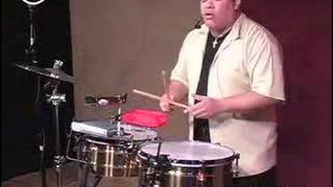 Pablo "Chino" Nunez: Teaches The Rhythms of the Cumbia Pa Ti