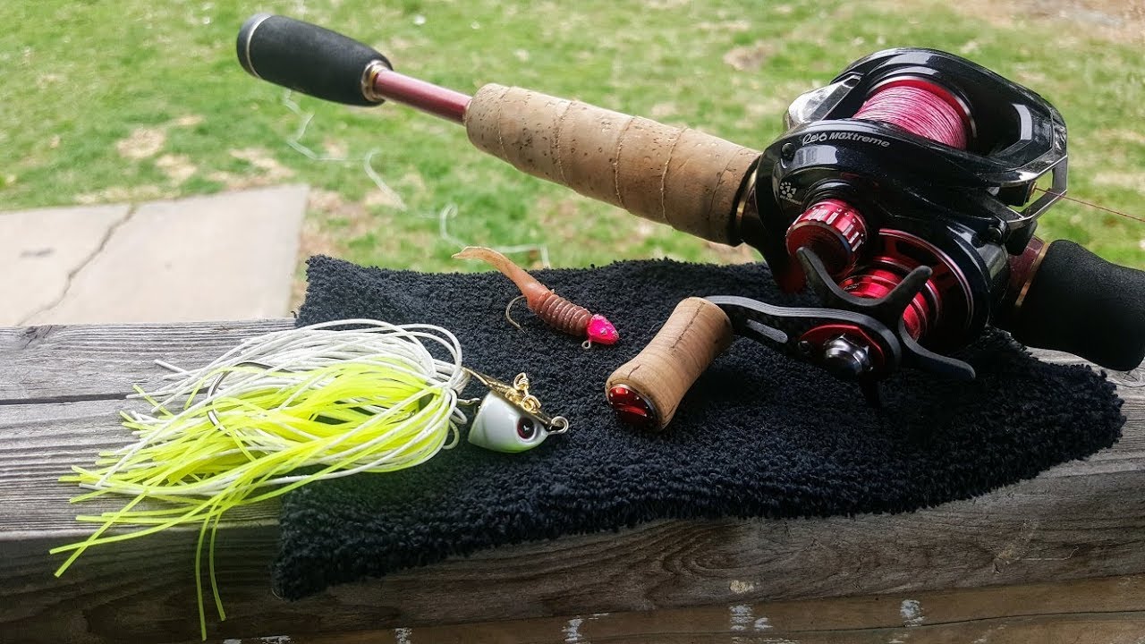 how to adjust, cast, and use a baitcasting fishing reel for beginners