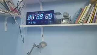 Ceas electric pt. perete cu cifre albastre LED CLOCK