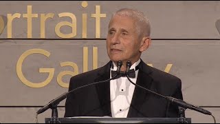 Dr. Anthony Fauci accepts his #PortraitOfaNation Award @smithsoniannpg
