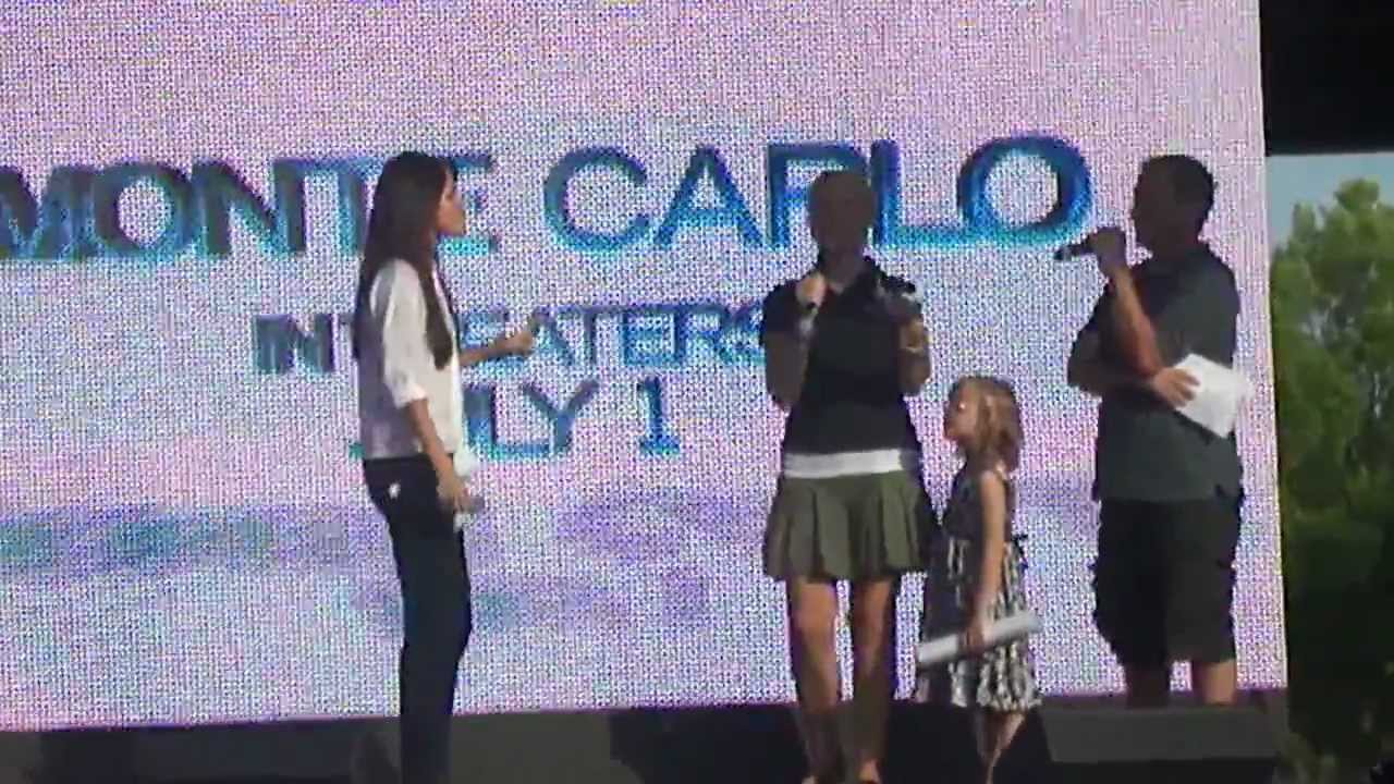 Selena Gomez: Gum Talent 2