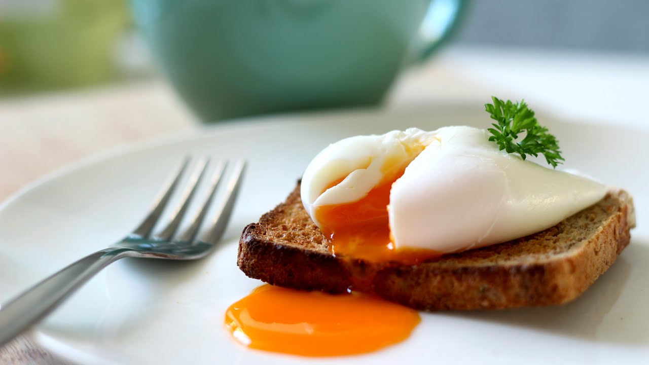 How to Make Poached Eggs / How to Cook Poached Eggs