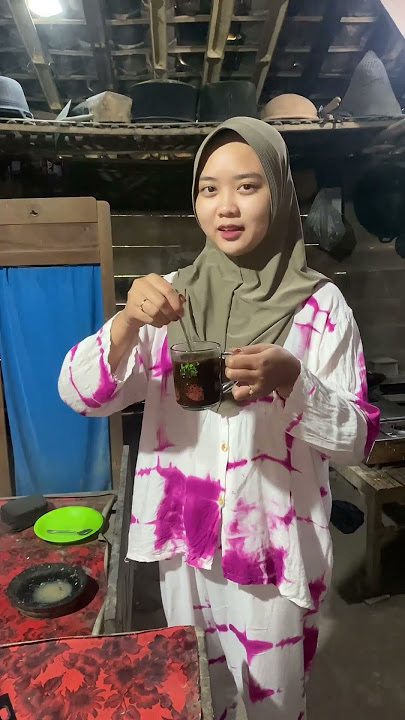 Pagi pagi dibikinin kopi Arum Akhma