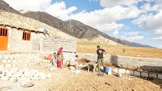 Mahin and his son Shadmehr: the beautification project of the nomad shelter