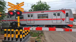 9 Perlintasan Kereta Api | Sirine Langka Editan