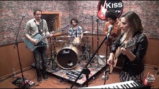 Luiza Caspary – Lay My Head Down | Band Of Skulls (ao vivo na Kiss FM)