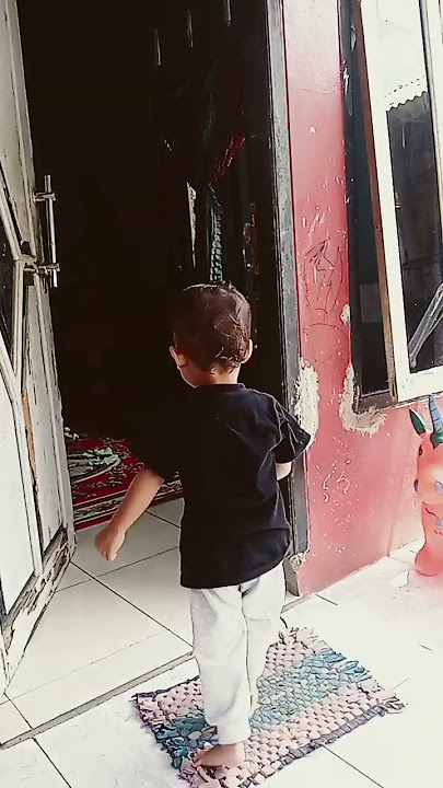 Mom didn't chase me #funny #cute #shorts