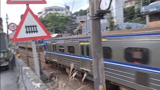4193次蘇澳發車經由宜蘭線開往樹林的EMU510+EMU507區間車,和4216次樹林發車經由北迴線開往南澳的單組EMU500型區間車