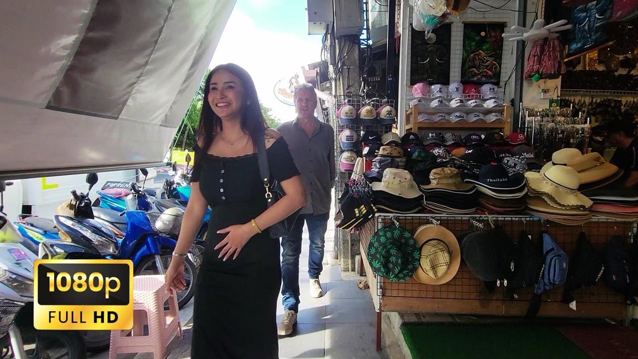 pattaya beach road thailand