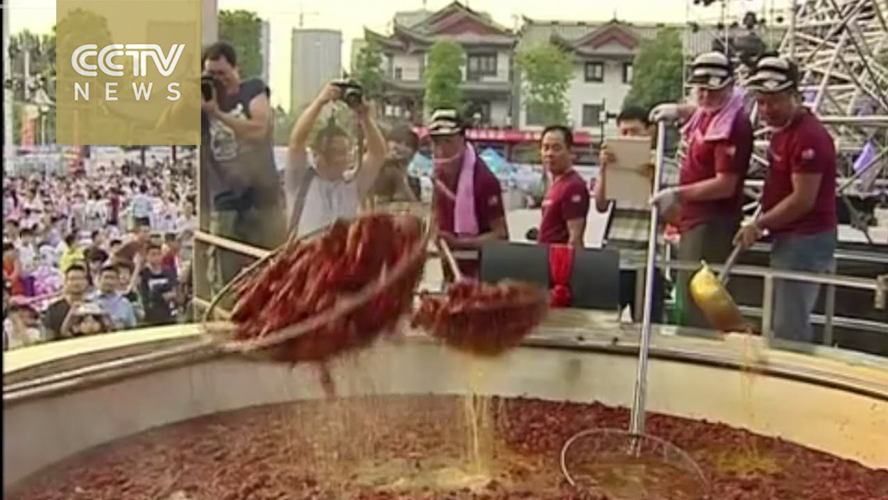 Huge Pot For Cooking Crayfish Sets Guinness Record YouTube huge-pot-for-cooking-crayfish-sets-guinness-record-youtube