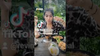 Revi Mariska || Please follow Me On Tiktok @Revi273
