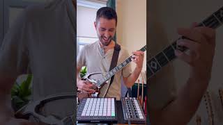 Bouzouki + Electronic Music
Little morning jam with the bouzouki! ๐ธ
(its in 4 ๐ฑ) Bouzouki + Electronic Music