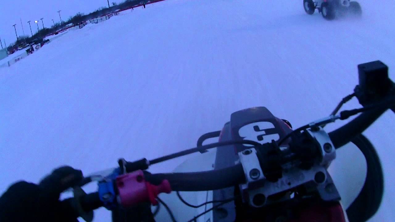 Atv Ice Racing Rock Rapids quad open A oval main 2013 december trx250r