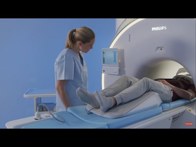 Experience MRI workflow with a single smart touch class=