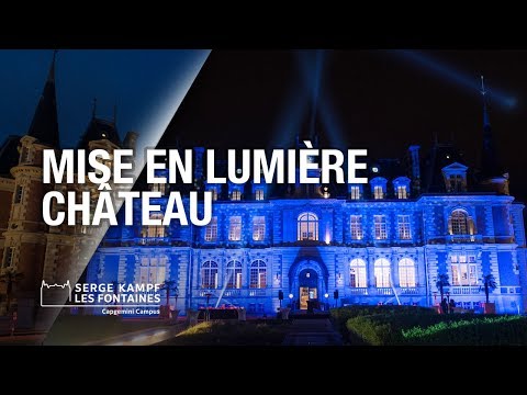 Vidéo: De La Terrasse Du Château De Windsor A Regardé Un OVNI Lumineux - Vue Alternative